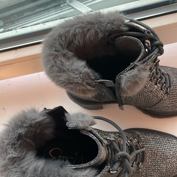 Jessica Simpson Deliah metallic faux fur combat boots size 7.5 - Picture 3 of 6